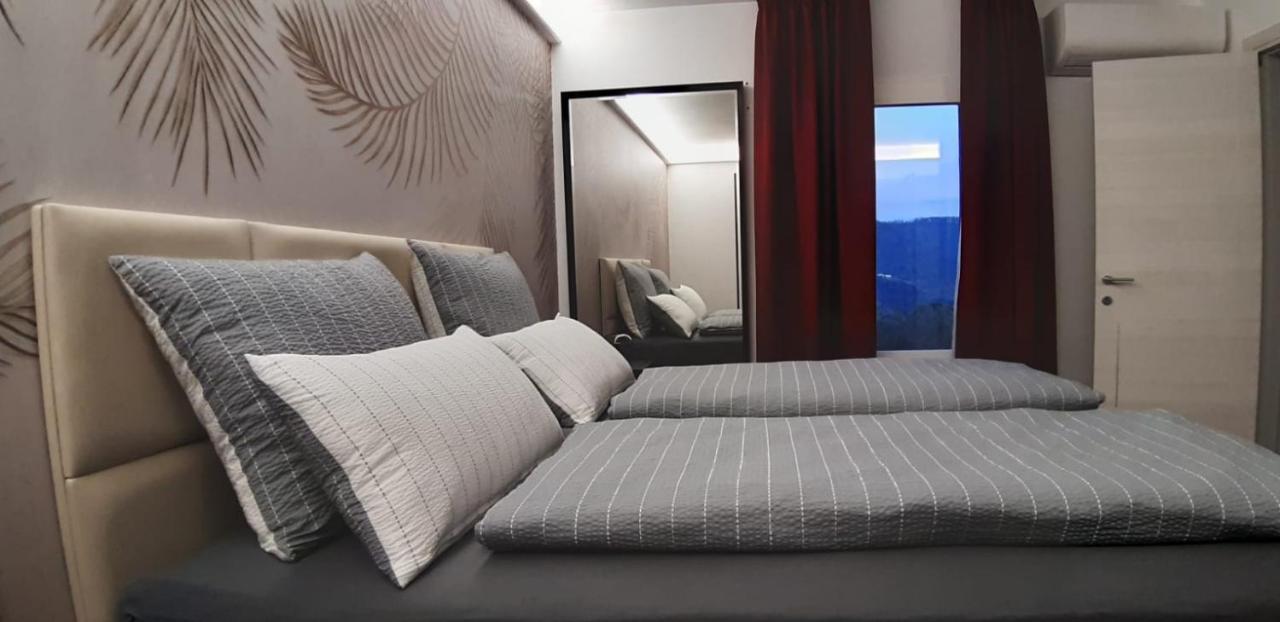 Vinomare Guesthouse ฟอสดิโนโว ภายนอก รูปภาพ